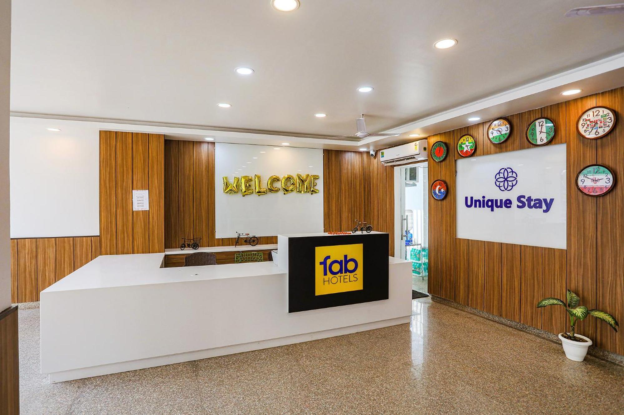 Fabhotel Unique Stay Нойда Екстер'єр фото